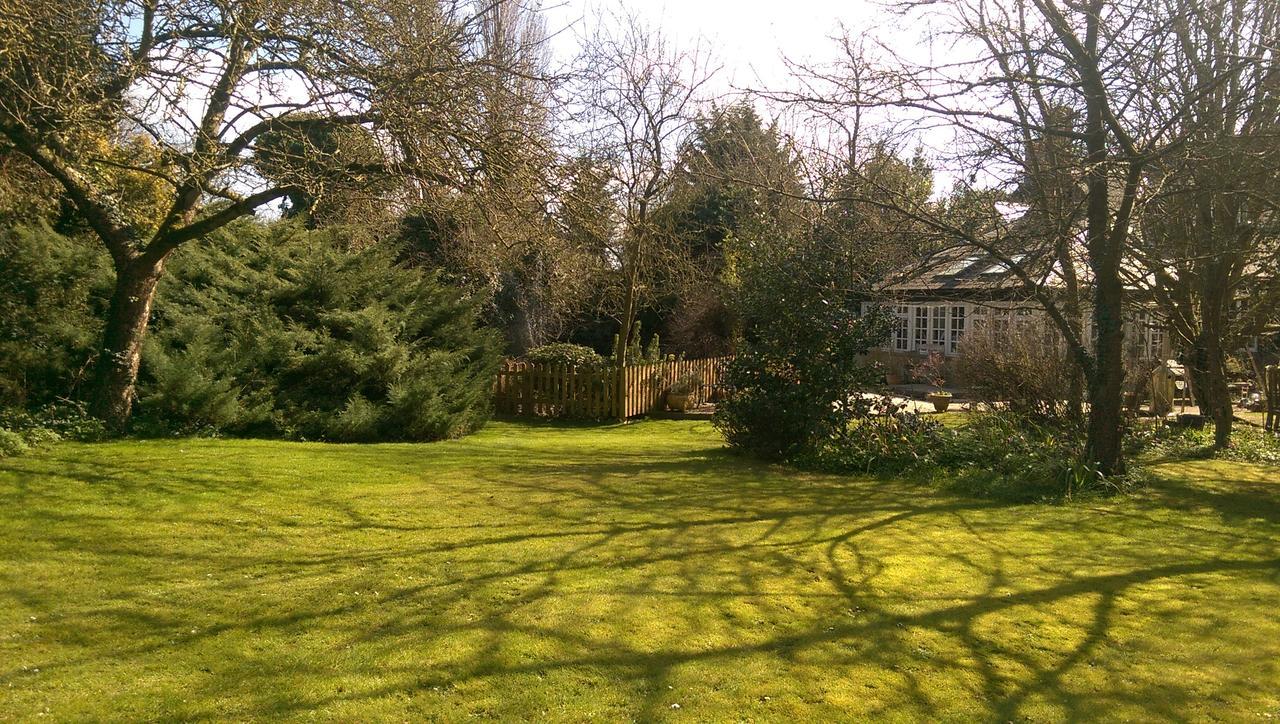Orchard Pond Bed & Breakfast Duxford Extérieur photo